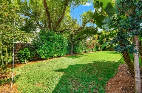 2135 Datura Street Sarasota FL 34239