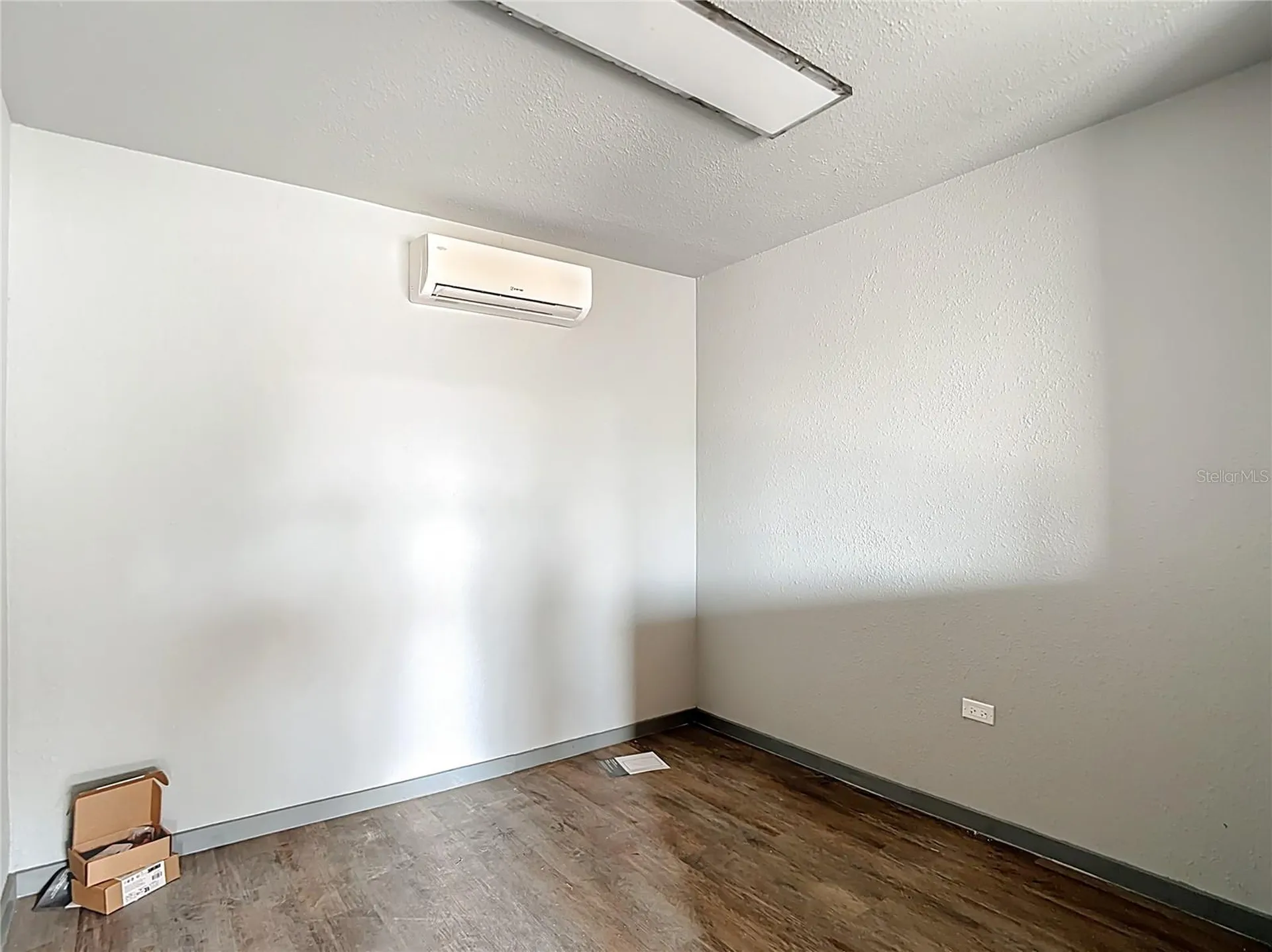 8925 New York Avenue Hudson FL 34667