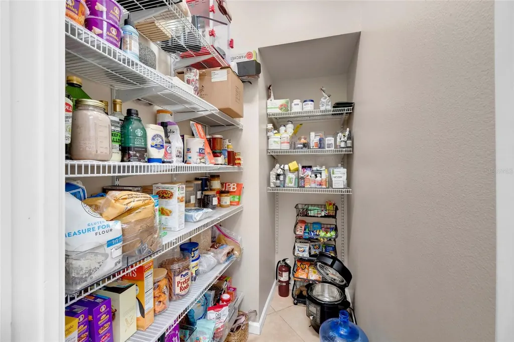 1811 Butch Cassidy Trail Wimauma FL 33598