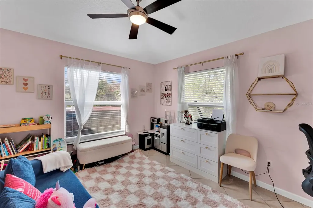 1811 Butch Cassidy Trail Wimauma FL 33598