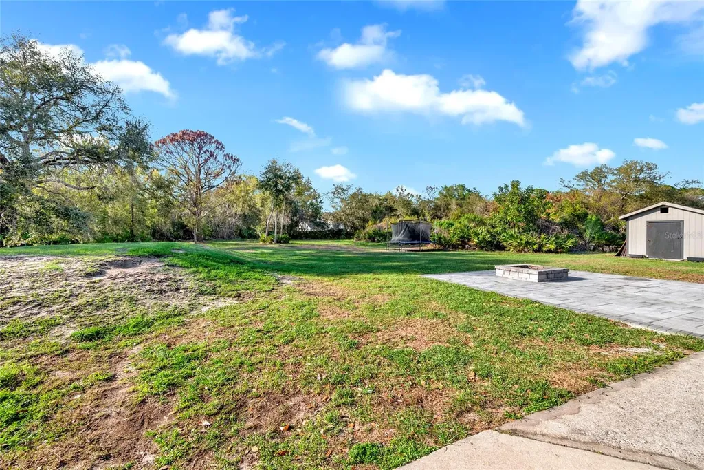 1811 Butch Cassidy Trail Wimauma FL 33598