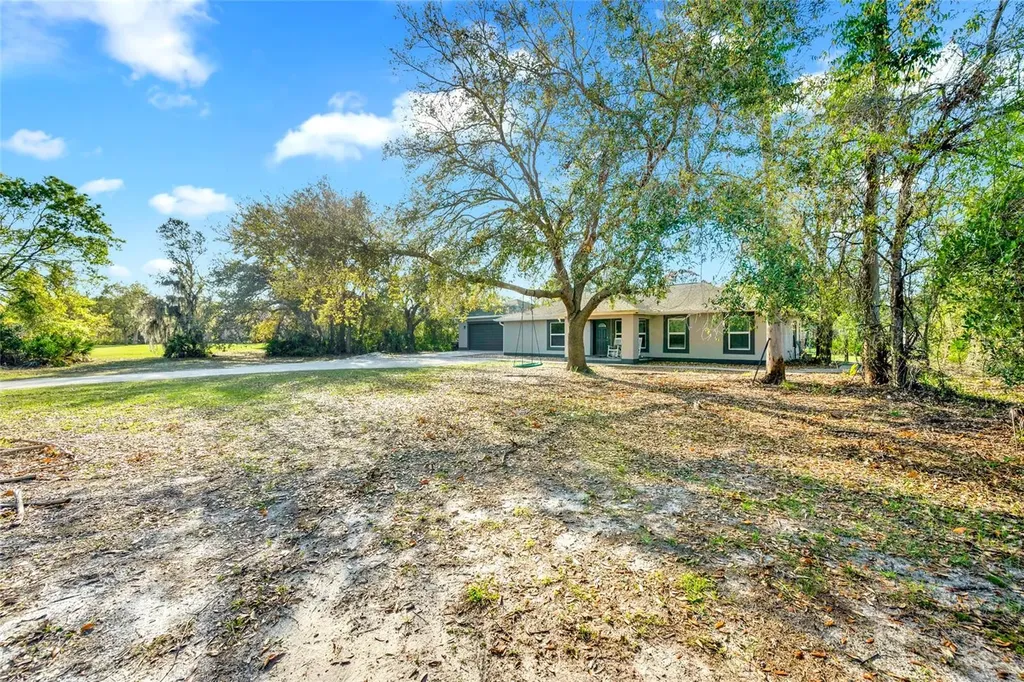 1811 Butch Cassidy Trail Wimauma FL 33598