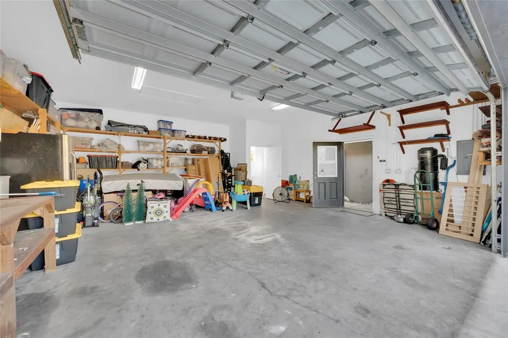 1811 Butch Cassidy Trail Wimauma FL 33598