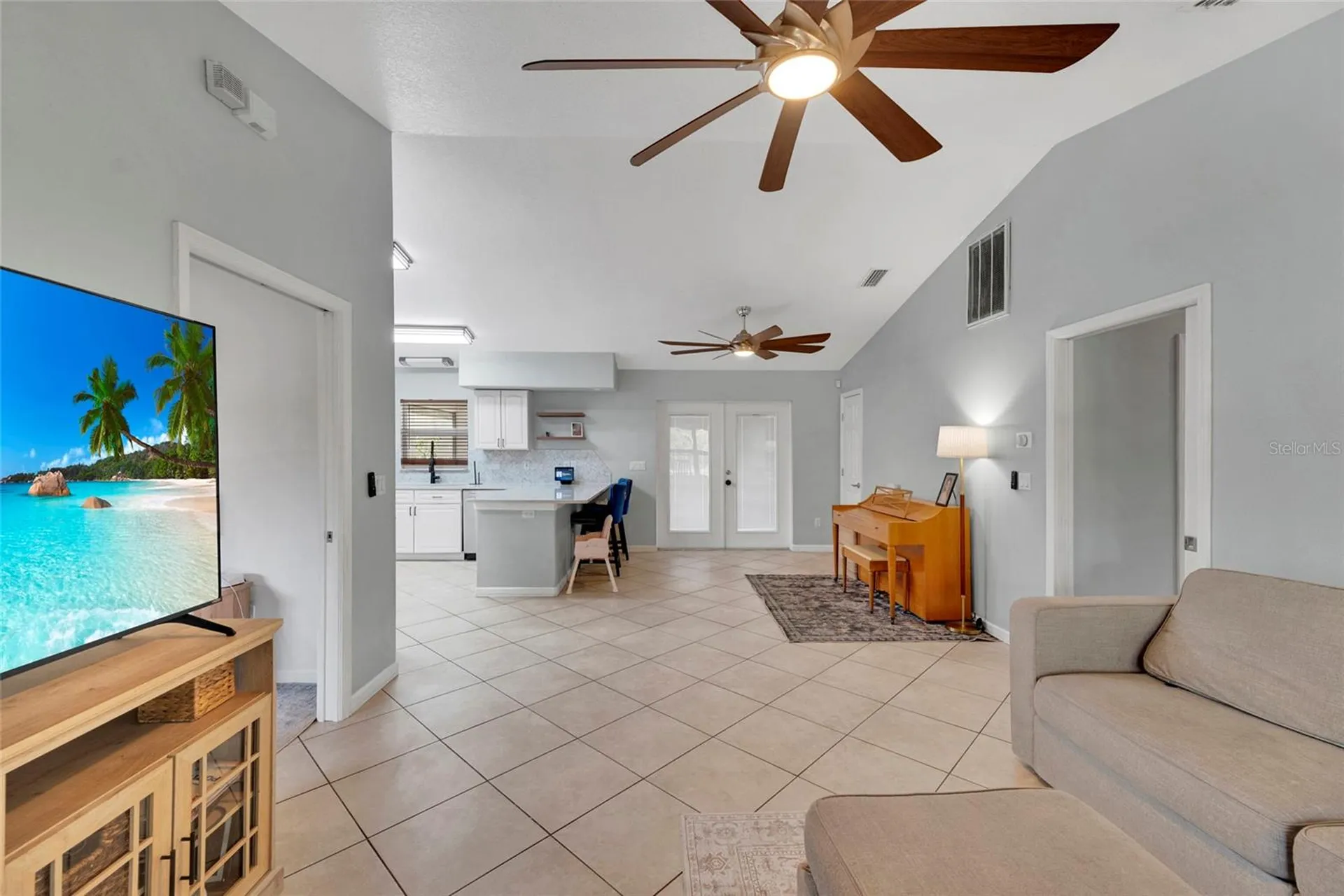 1811 Butch Cassidy Trail Wimauma FL 33598