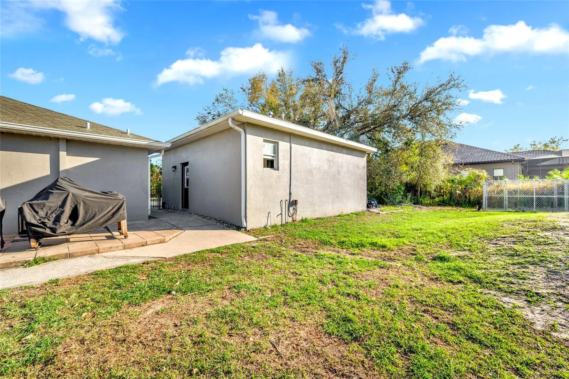 1811 Butch Cassidy Trail Wimauma FL 33598