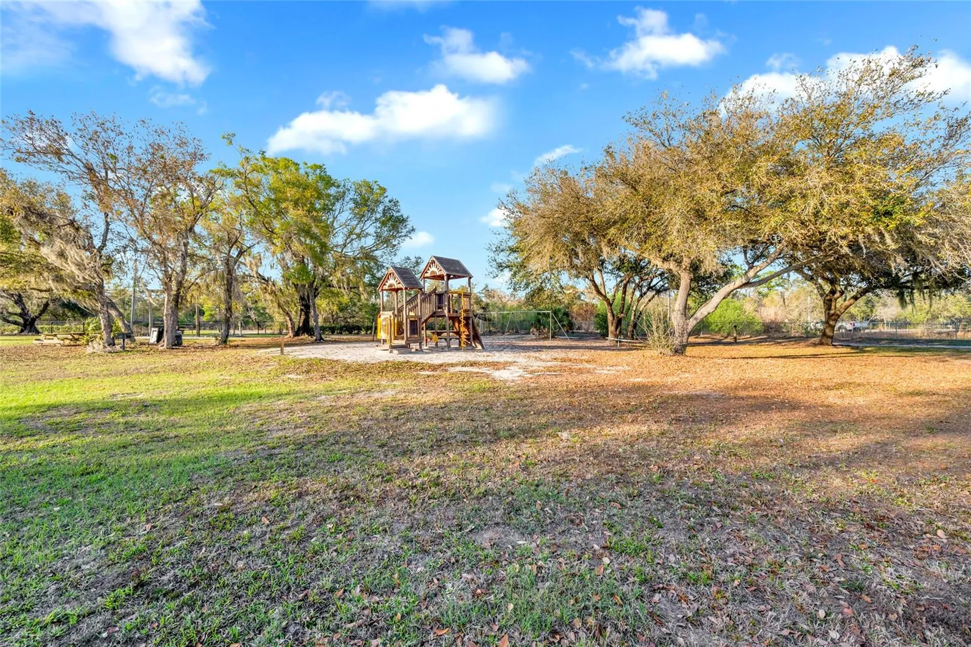 1811 Butch Cassidy Trail Wimauma FL 33598