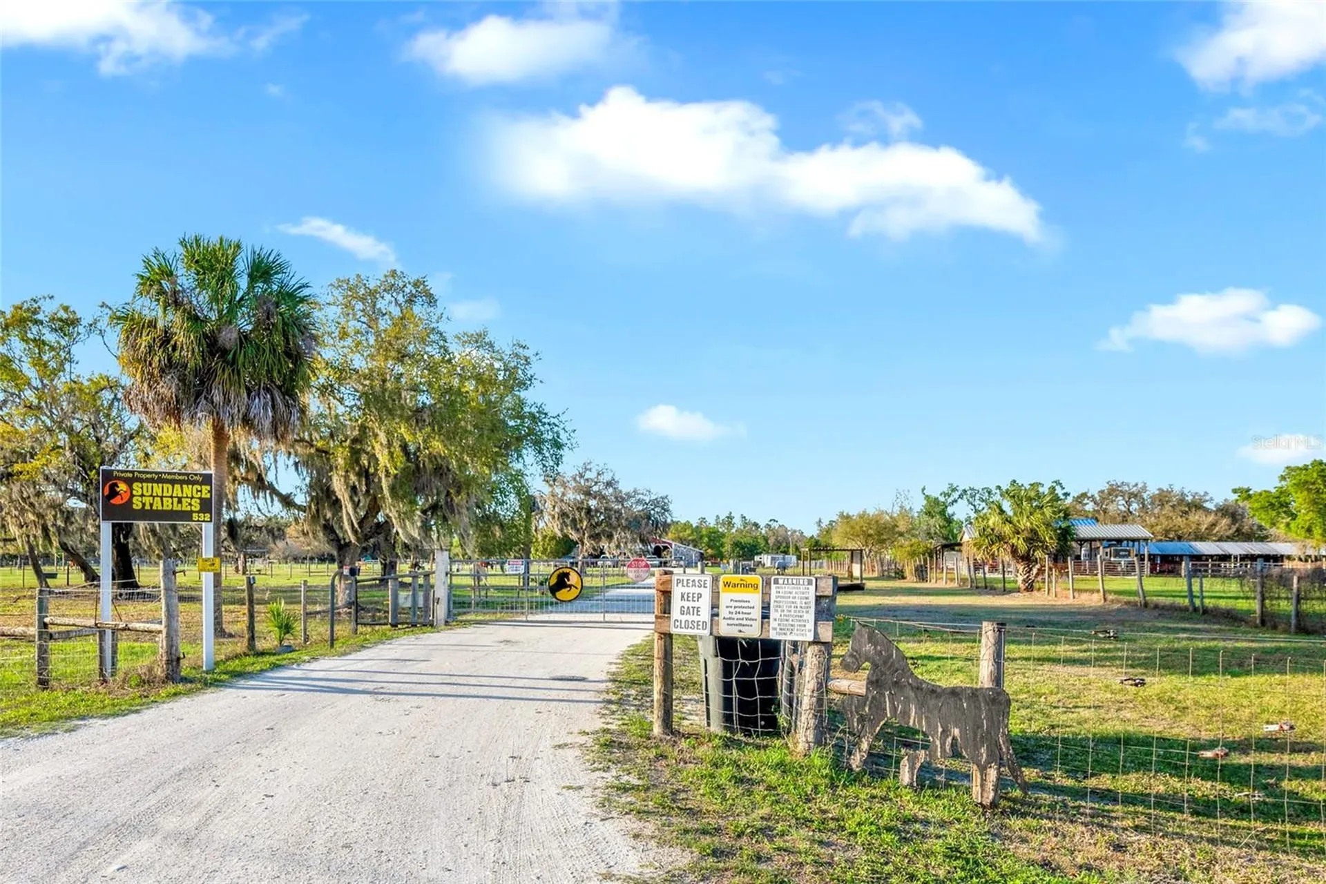 1811 Butch Cassidy Trail Wimauma FL 33598
