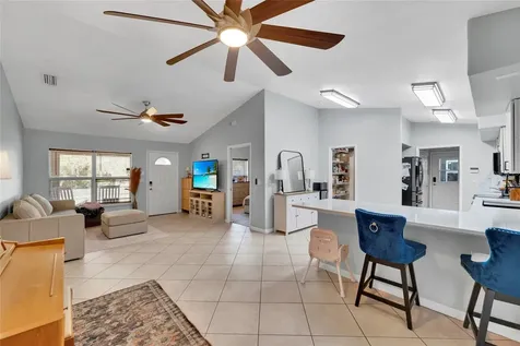 1811 Butch Cassidy Trail Wimauma FL 33598