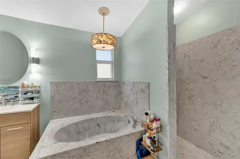 1811 Butch Cassidy Trail Wimauma FL 33598