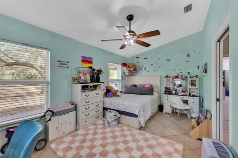 1811 Butch Cassidy Trail Wimauma FL 33598