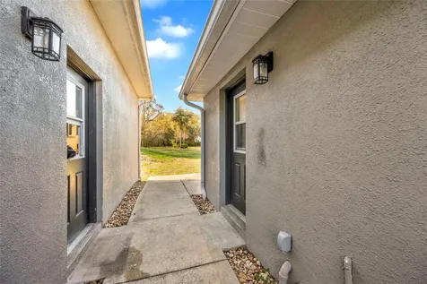 1811 Butch Cassidy Trail Wimauma FL 33598