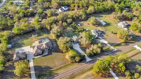 1811 Butch Cassidy Trail Wimauma FL 33598