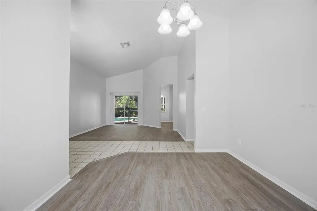 812 Crestridge Drive Tarpon Springs FL 34688