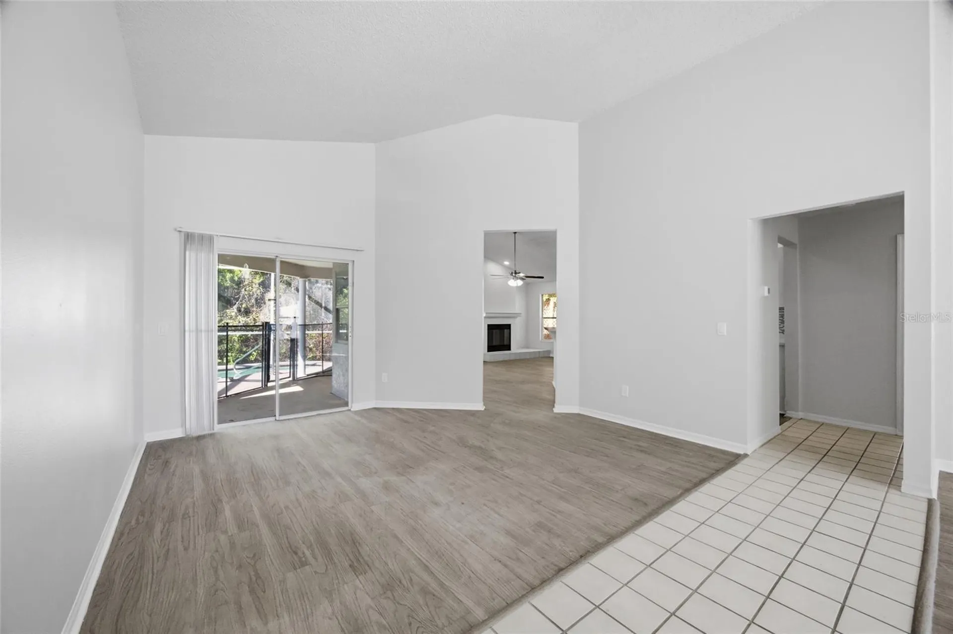 812 Crestridge Drive Tarpon Springs FL 34688