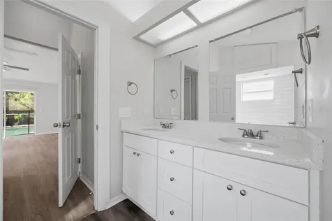 812 Crestridge Drive Tarpon Springs FL 34688