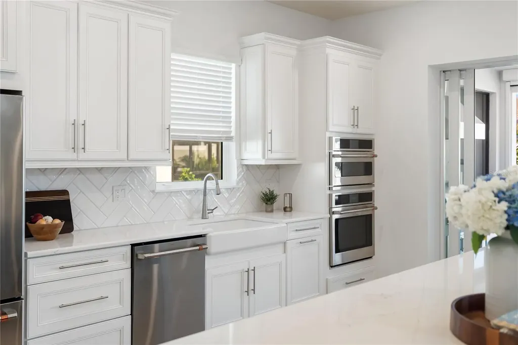 15278 Contenta Loop Bradenton FL 34211