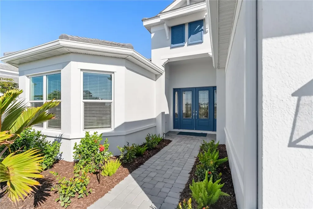 15278 Contenta Loop Bradenton FL 34211