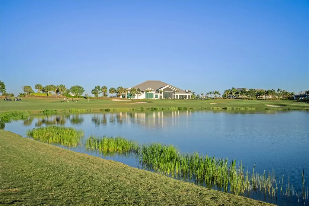 15278 Contenta Loop Bradenton FL 34211