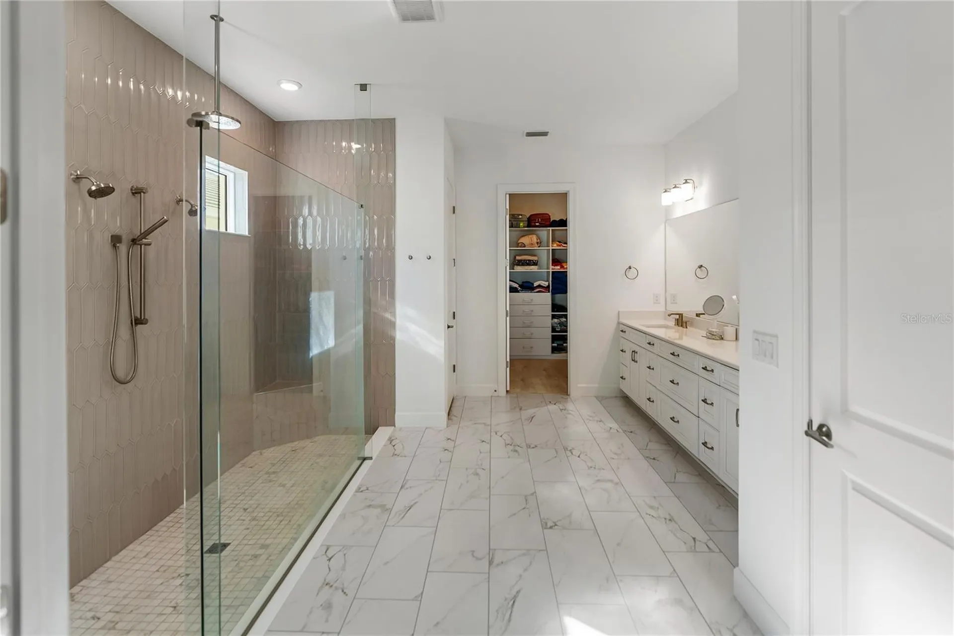15278 Contenta Loop Bradenton FL 34211