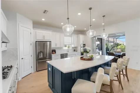 15278 Contenta Loop Bradenton FL 34211