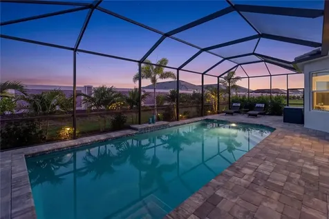 15278 Contenta Loop Bradenton FL 34211