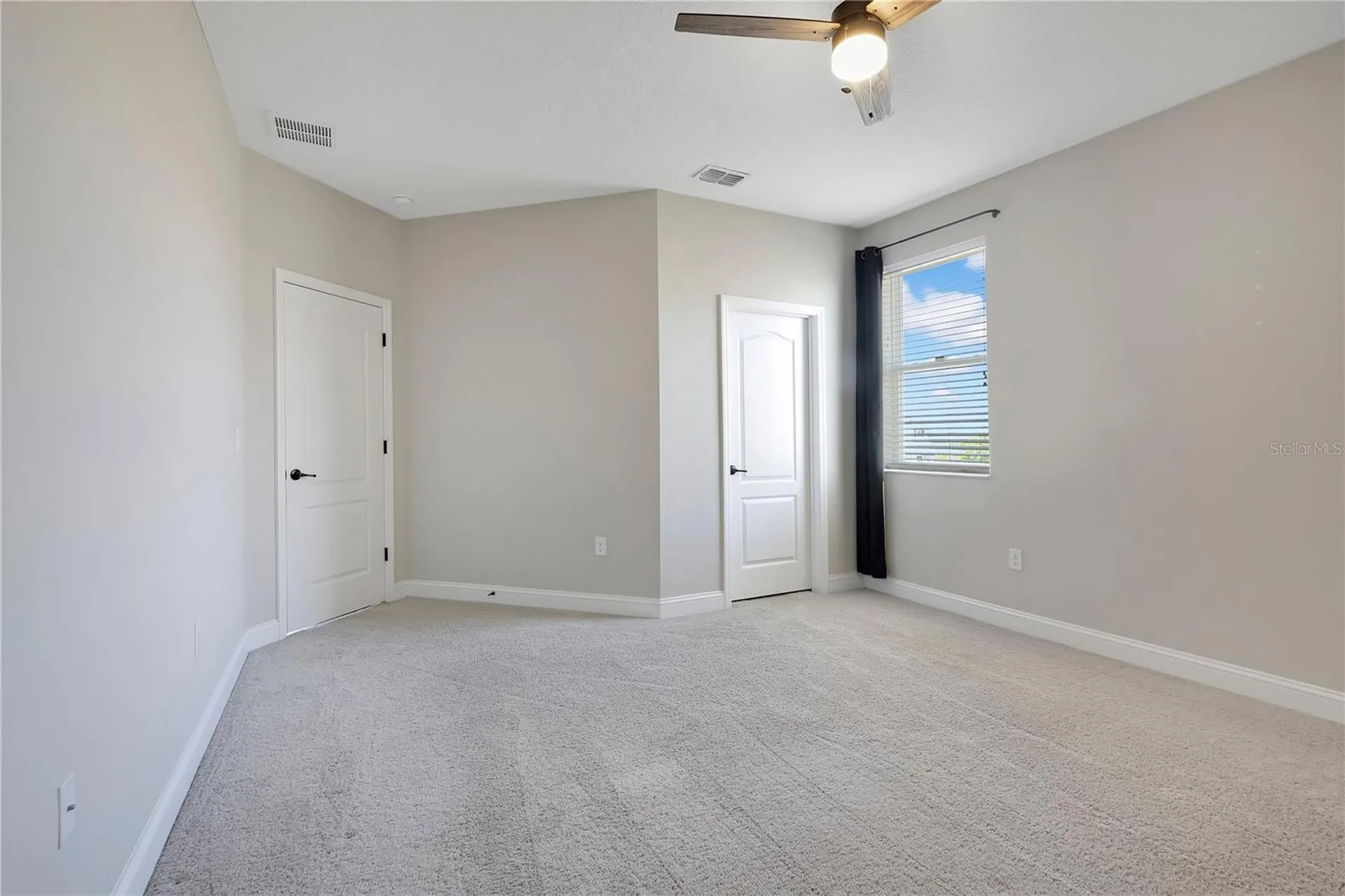 15195 Lake Claire Overlook Drive Winter Garden FL 34787