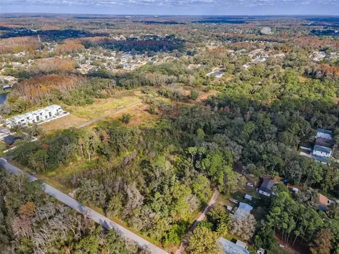 410 Skytrail Tampa FL 33625