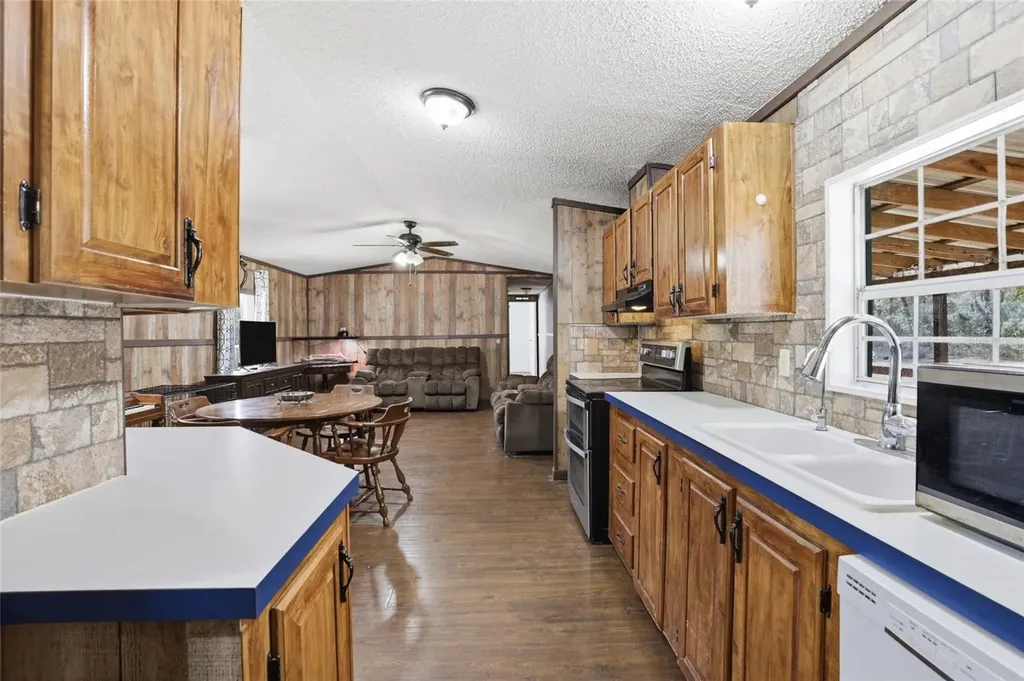 167 NE 212th Avenue Old Town FL 32680