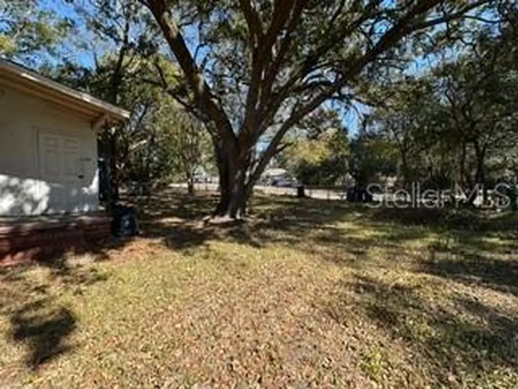 2003 E Durkee Drive Jacksonville FL 32209
