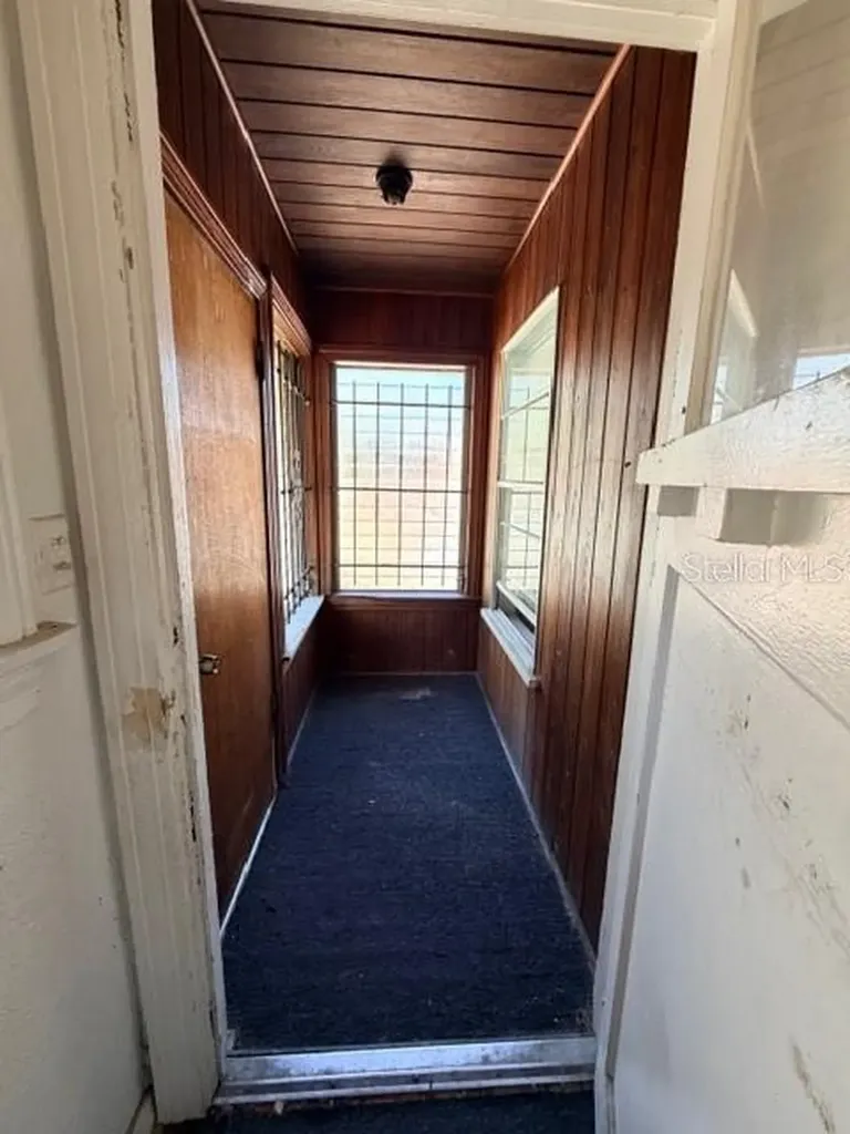 2003 E Durkee Drive Jacksonville FL 32209