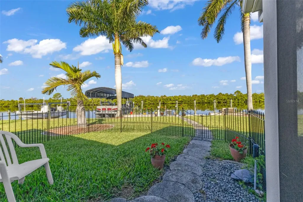 138 Colonial Street SW Port Charlotte FL 33952
