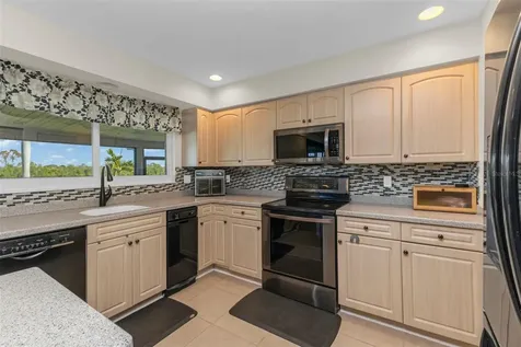138 Colonial Street SW Port Charlotte FL 33952