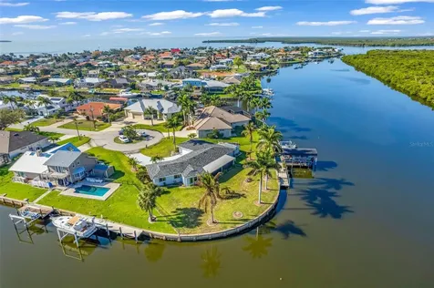 138 Colonial Street SW Port Charlotte FL 33952