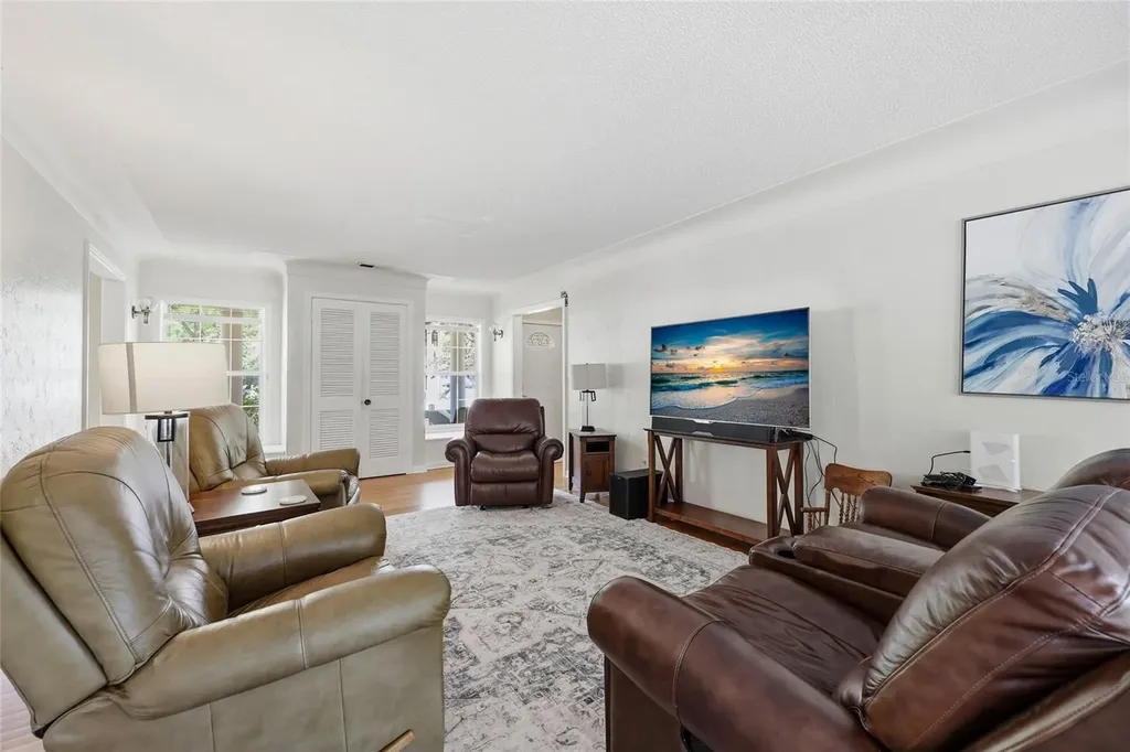 812 NW 36th Terrace Gainesville FL 32605