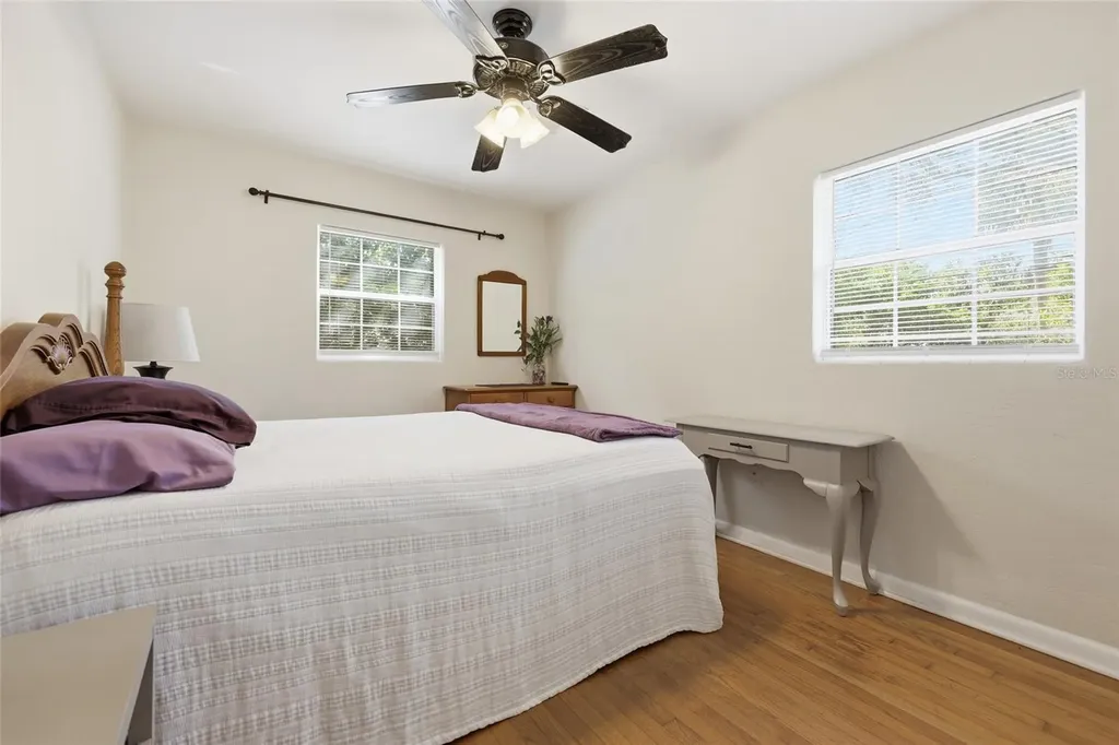 812 NW 36th Terrace Gainesville FL 32605