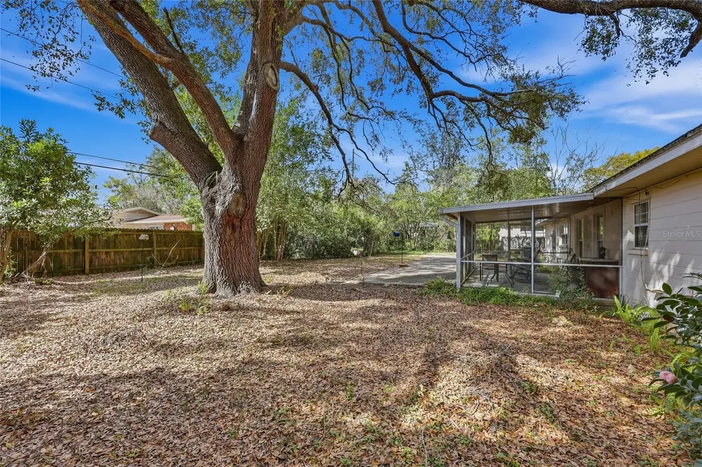 812 NW 36th Terrace Gainesville FL 32605