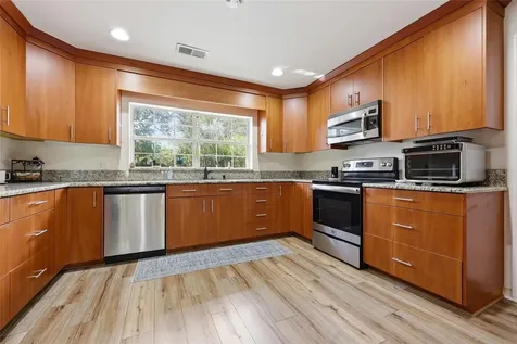 812 NW 36th Terrace Gainesville FL 32605
