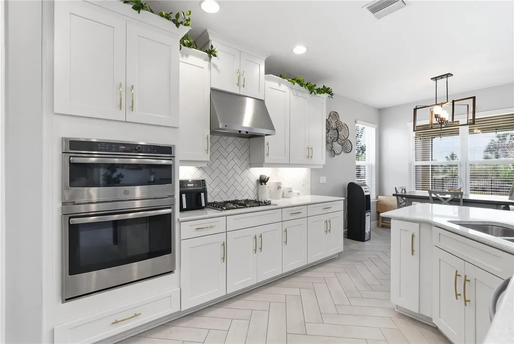 4939 Los Robles Court Palmetto FL 34221