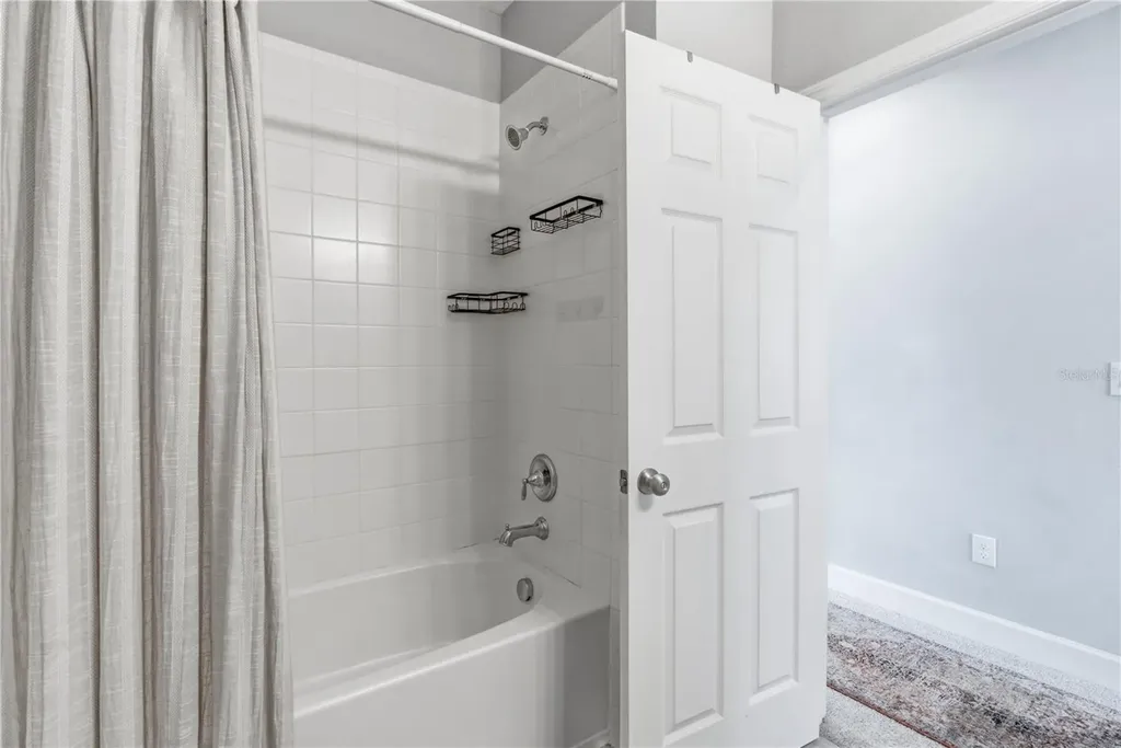 4939 Los Robles Court Palmetto FL 34221