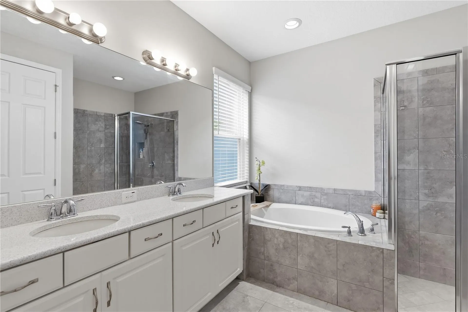 4939 Los Robles Court Palmetto FL 34221