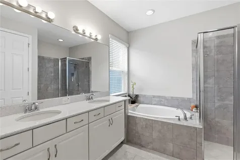 4939 Los Robles Court Palmetto FL 34221