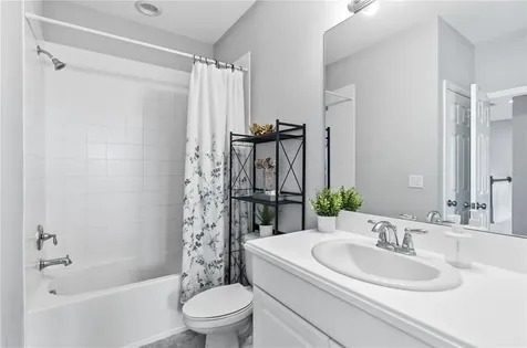 4939 Los Robles Court Palmetto FL 34221