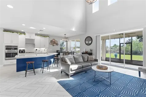 4939 Los Robles Court Palmetto FL 34221