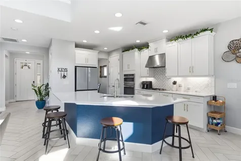 4939 Los Robles Court Palmetto FL 34221