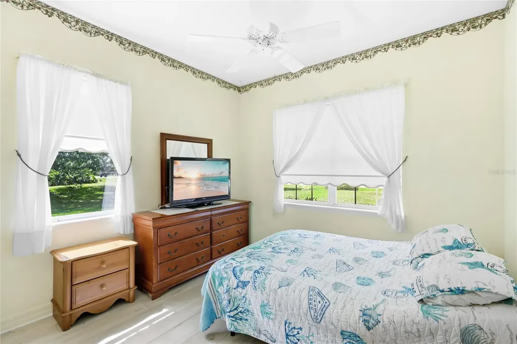 6115 9th Avenue Circle NE Bradenton FL 34212