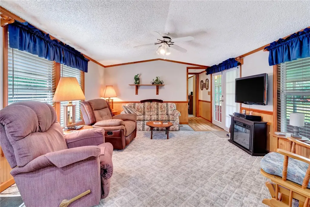 15423 Navaho Trail Eustis FL 32726