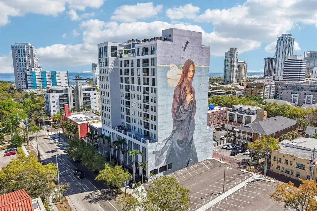 226 5th Avenue N St Petersburg FL 33701