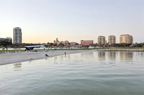 226 5th Avenue N St Petersburg FL 33701