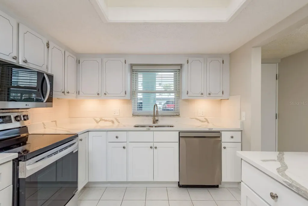 8 Glencoe Place Dunedin FL 34698