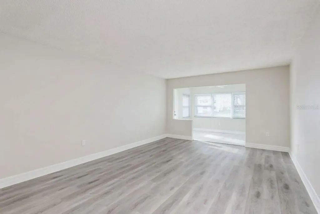8 Glencoe Place Dunedin FL 34698
